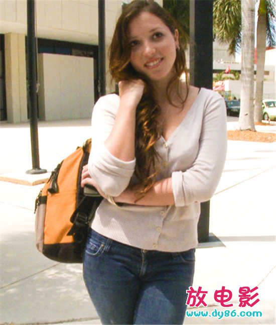 nicole foxѸ