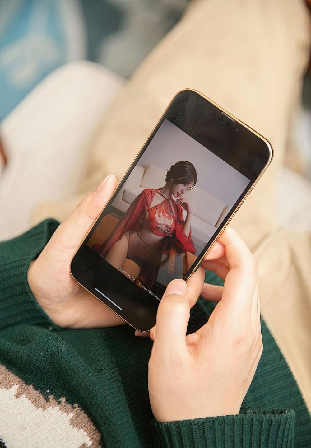 6IX9INEŮ��BT����