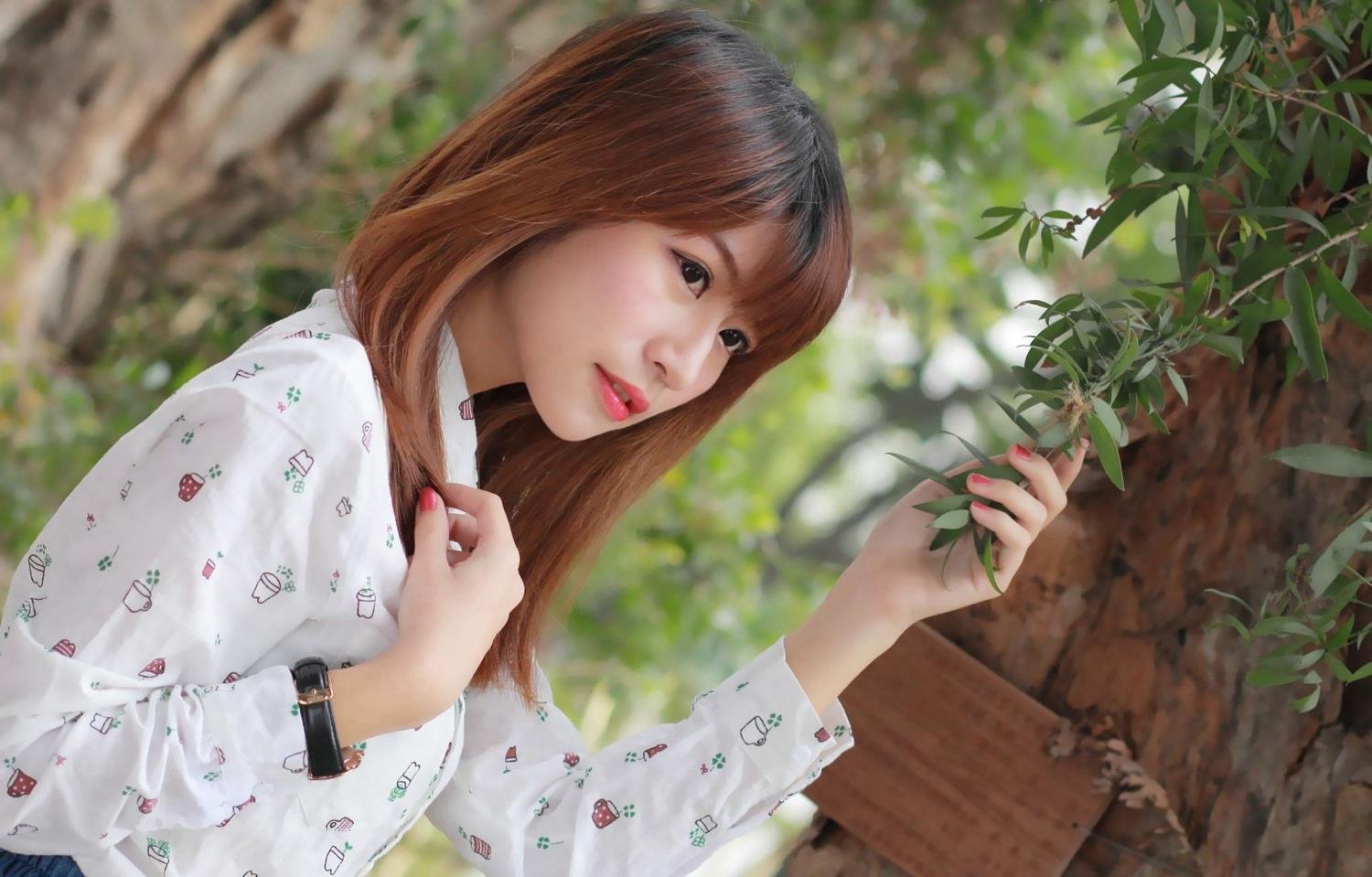 �ж���ɫ�ٶ�Ӱ��BT����