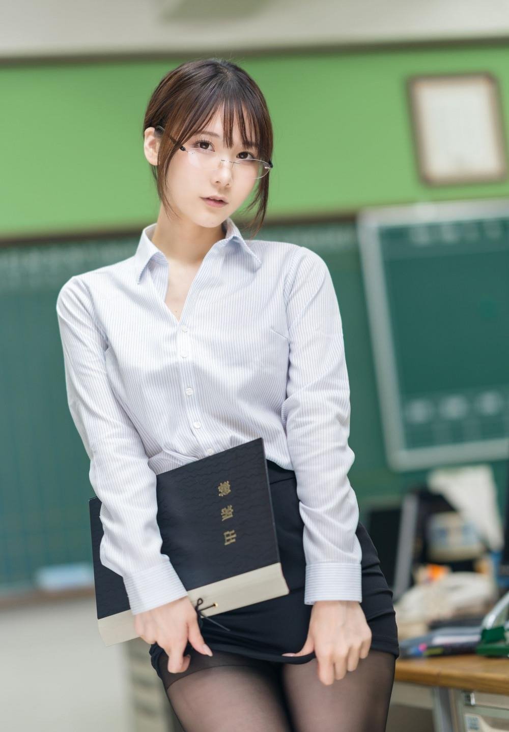 yy�첥BT����