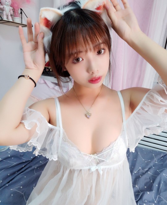 Ů������ĸ��zoozooBT����