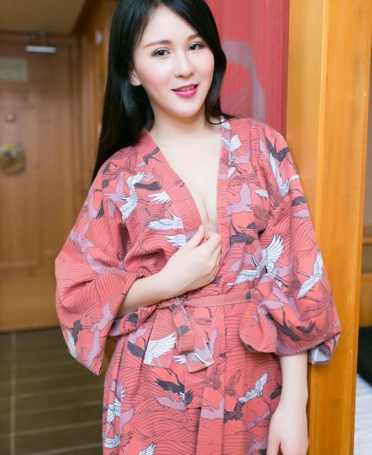 ��ɫֱ��APP���ذ�װBT����